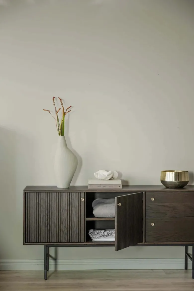CLEARBROOK SIDEBOARD BRUN/SVART