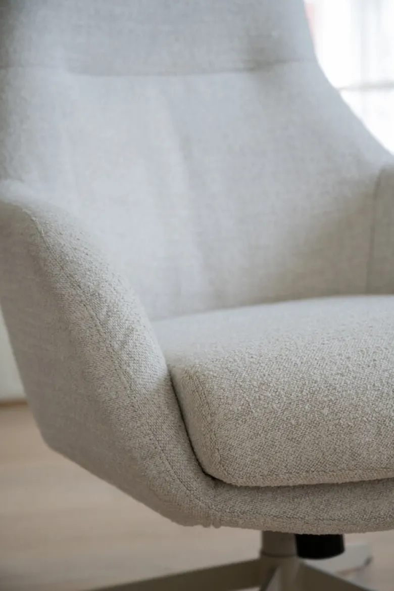 Conroe fåtölj ljusbeige tyg/beige metall snurr
