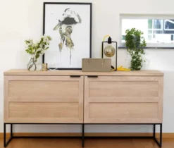 EVERETT SIDEBOARD VITPIGMENTERAD/SVART