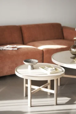 Marsden soffbord runt Ø60 beige keramik/vitpigmenterad ek