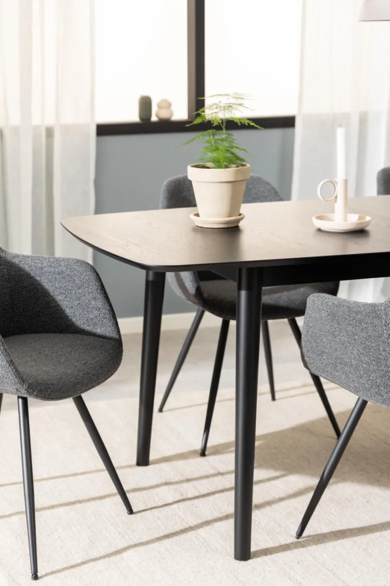 Montreux Matbord Svart 180-219 cm.