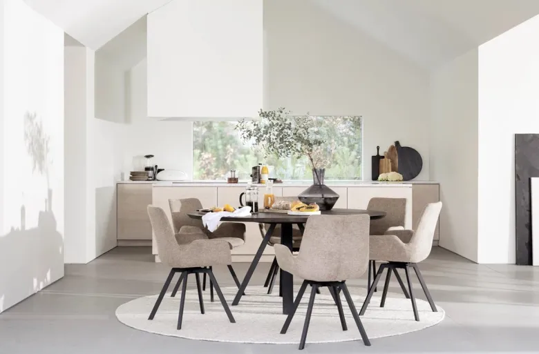 NORWELL KARMSTOL BEIGE/SVART