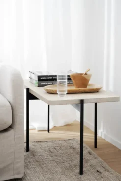 Shelton Soffbord Vitpigmenterad/svart