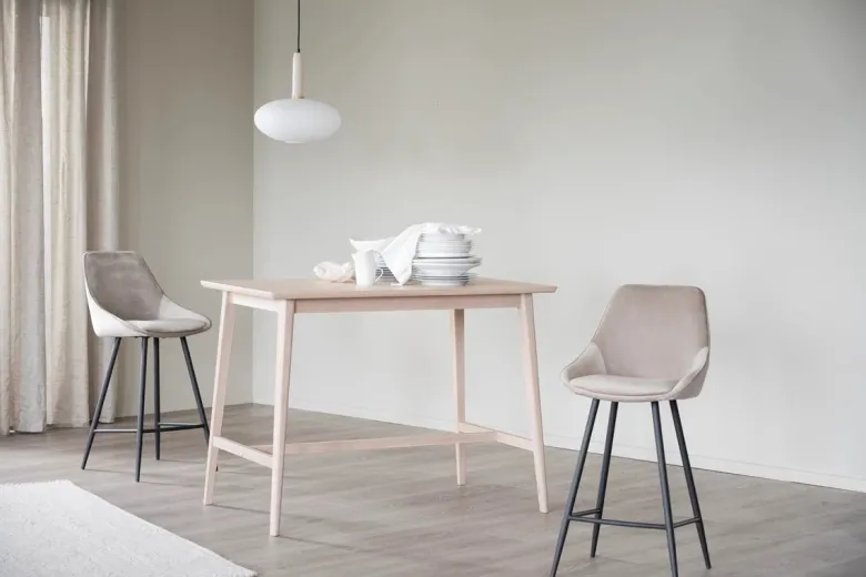 SIERRA BARSTOL SAMMET BEIGE/SVART