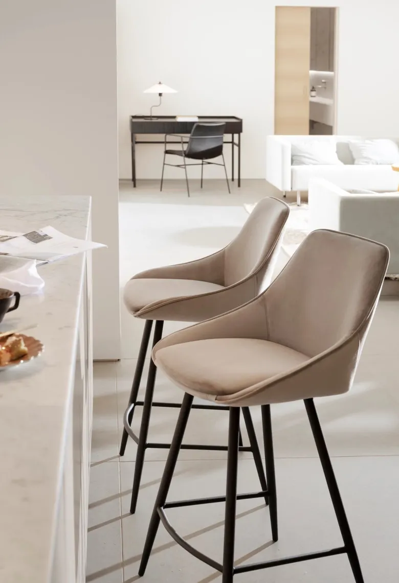 SIERRA BARSTOL SAMMET BEIGE/SVART