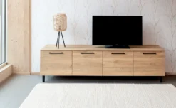 Solo tv-bänk 220 med Dörrar