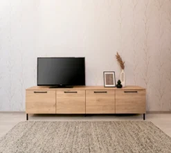Solo tv-bänk 220 med Dörrar