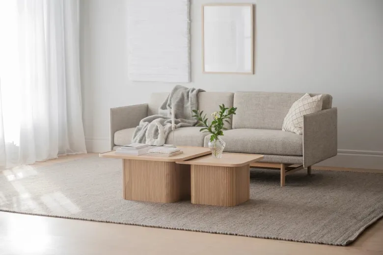 SULLIVAN SOFFBORD VITPIGMENTERAD 80X80