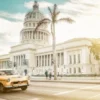 Tavla Yellow car 120x80 glas
